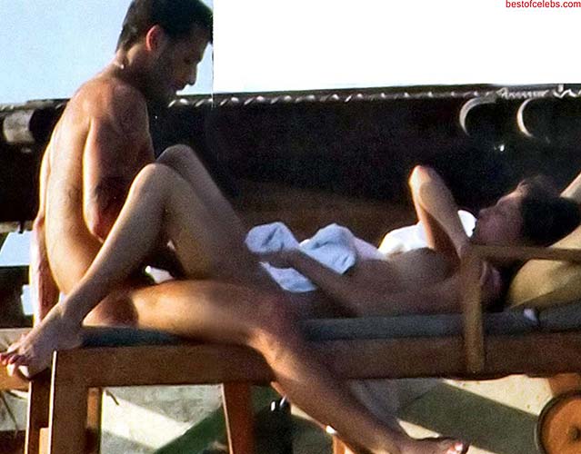 Rodriguez topless belen Belen Rodriguez